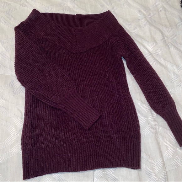 Dynamite Off the Shoulder Knit - Picture 3 of 4